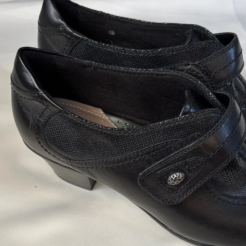 Earth Women's Black Leather Loafers 11B - Picture 8 of 16
